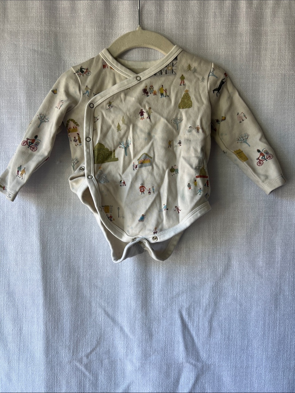 Pehr Cream Long-Sleeve Baby Kimono One-Piece with Playful Winter Print